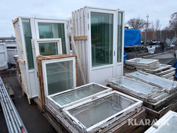 Parti med fönster och dörrar