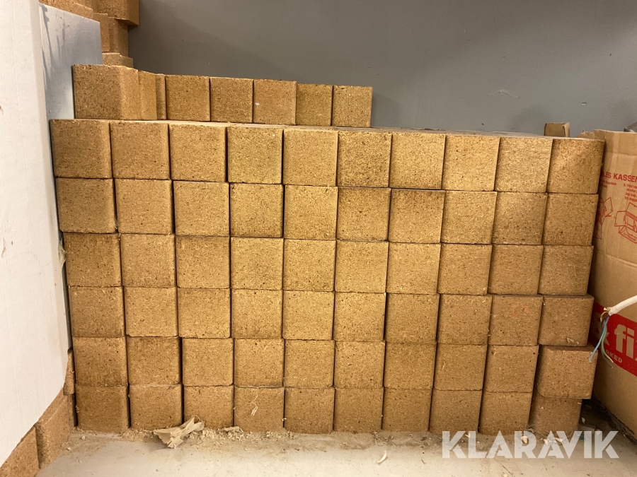 Pallklossar spån Ca 300 st