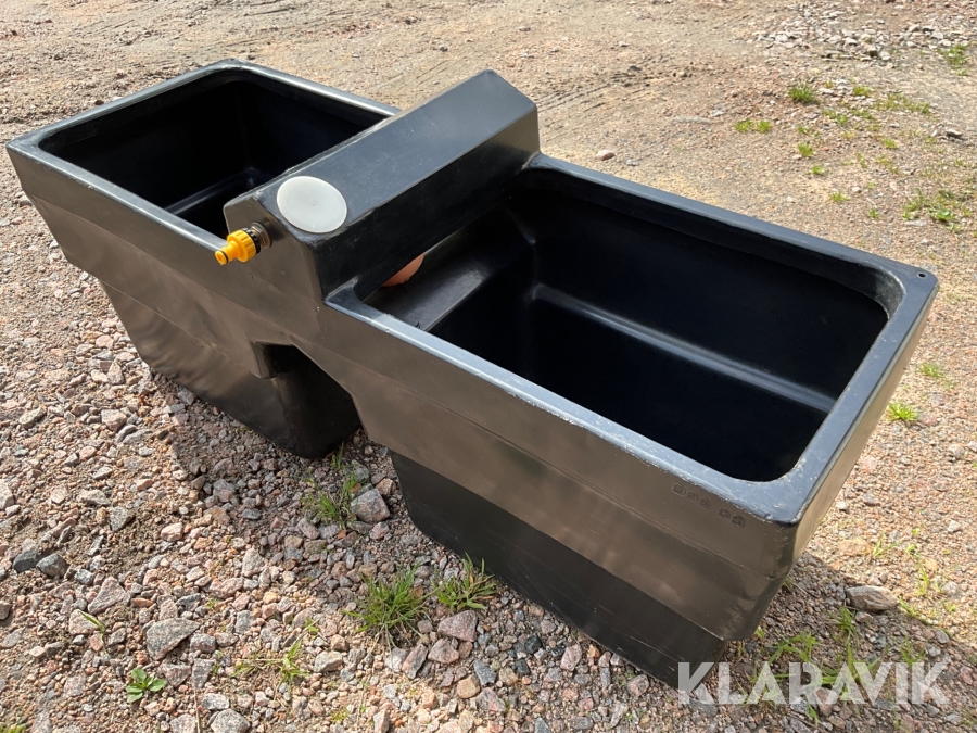 Vattenkar, Mark, Klaravik auktioner