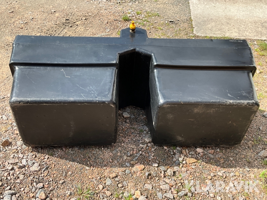 Vattenkar, Mark, Klaravik auktioner