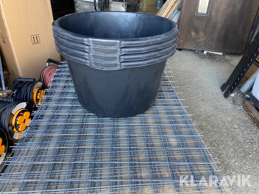 Spackelnät och murhinkar