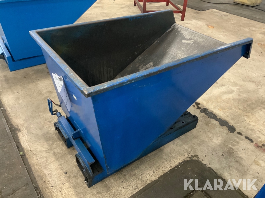 Tippcontainer med avtappningskran