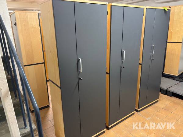 Garderob Kinnarps 3st