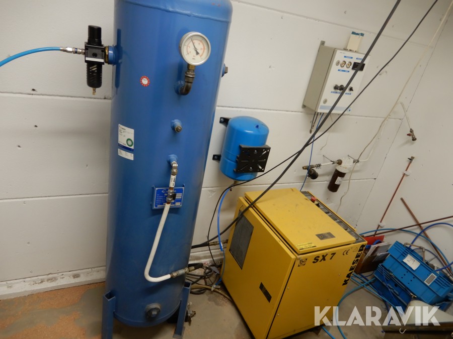 Kompressor Kaeser SX7 skruvkompressor med tank och kyltork