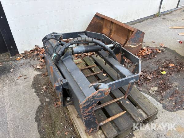 Krokodilgrep och skopa Avant