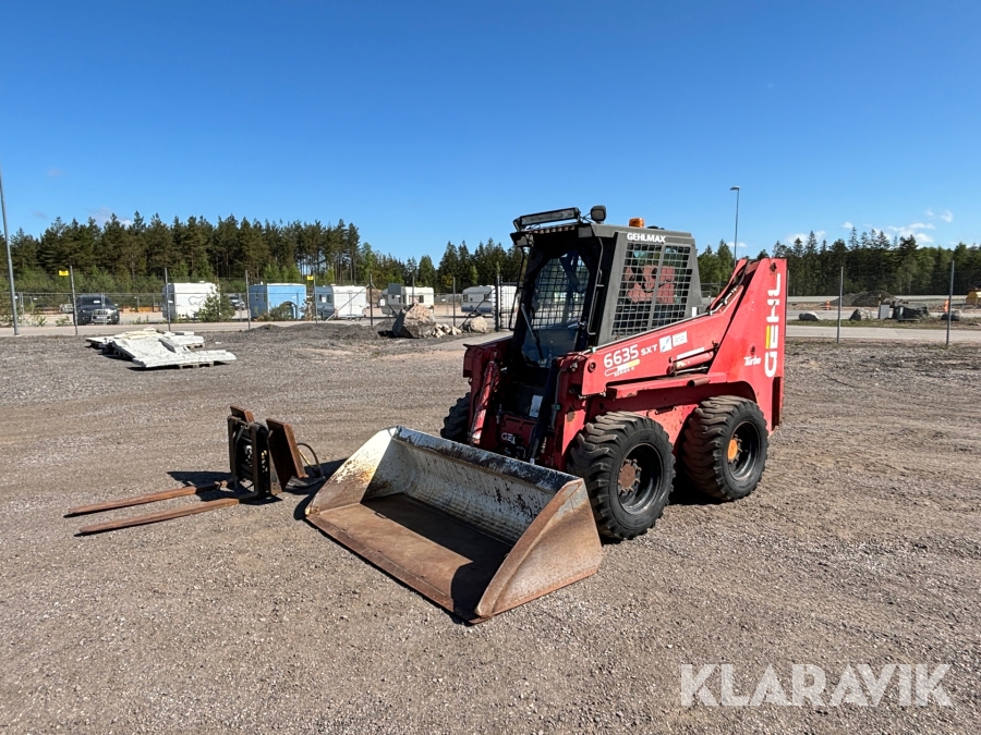 Kompaktlastare Gehl SL6635 SXT II med skopa & gafflar