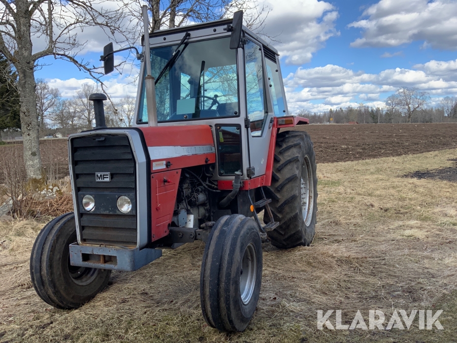 Traktor Massey Ferguson MF 675 2, Ulricehamn, Klaravik aukti