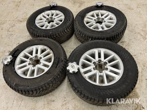 Vinterhjul Nokian Hakkapelitta 4 st på aluminiumfälgar