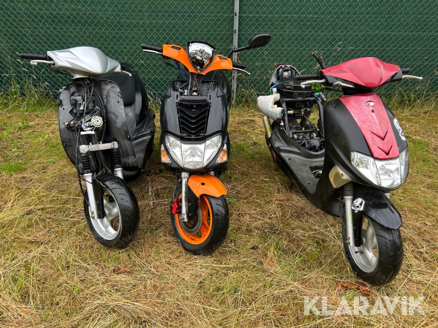 Moped 3 st Kymco Vitality Reservdelsobjekt