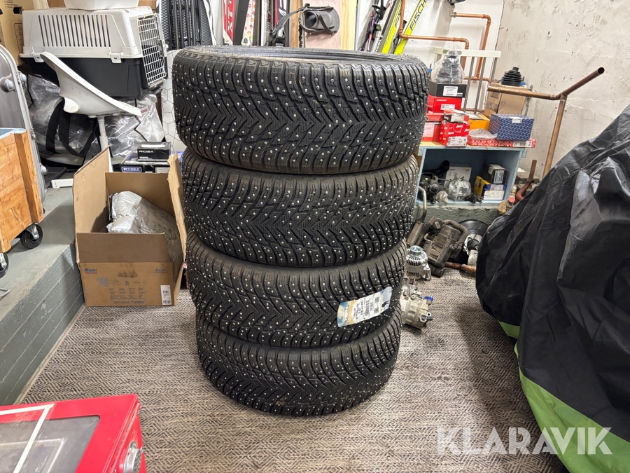 Vinterdäck Nokian Hakkapelitta 10 SUV 275/45R21 4 st