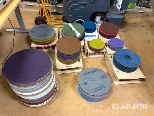 Golvrondeller till städmaskin