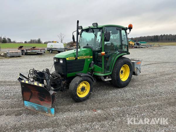 Traktor John Deere 4400