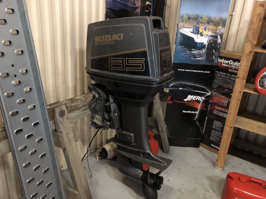 Båtmotor Suzuki DT85 -90