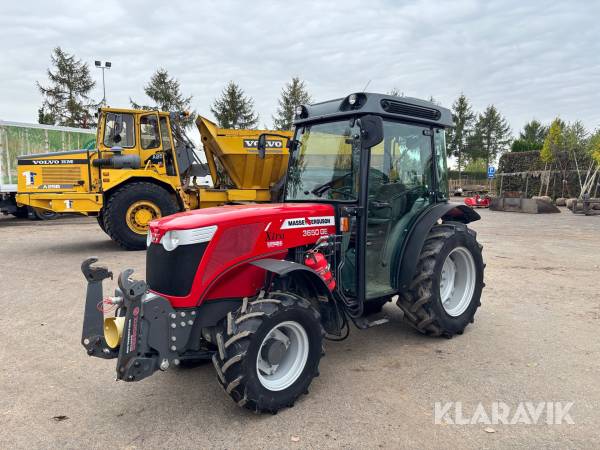 Traktor Massey Ferguson 3650 GE