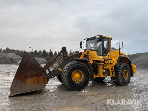 Hjullastare Volvo L180H med skopa