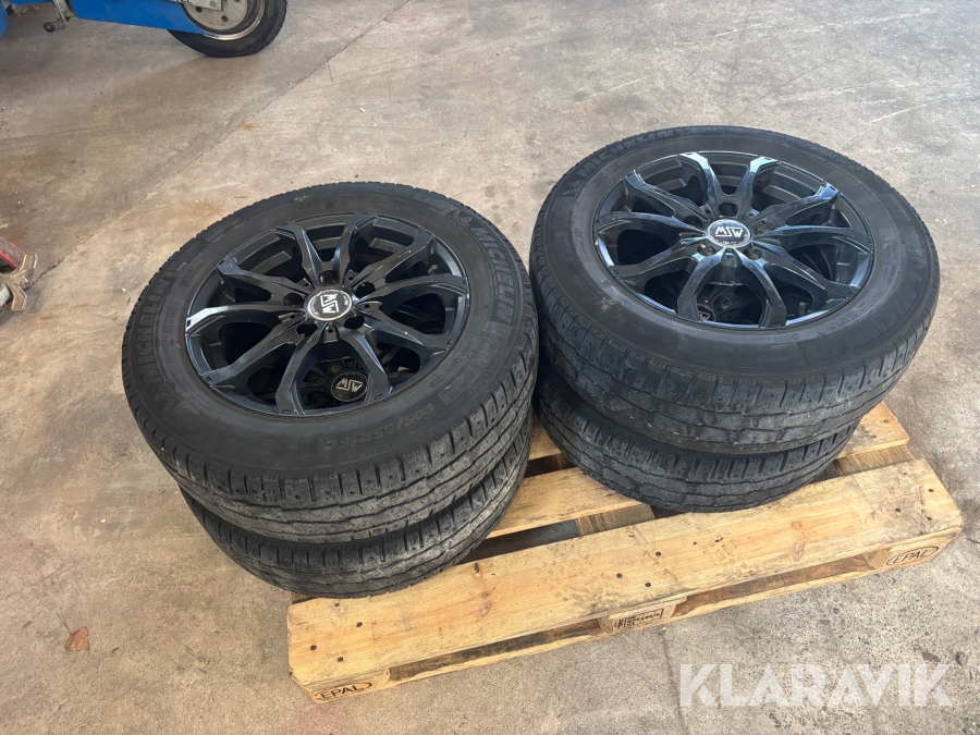 Däck med fälg Msw 205/65-16 4st