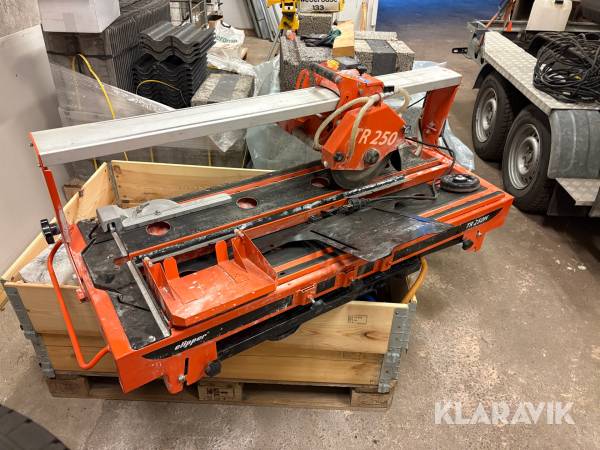 Kakel/Ramsåg Clipper TR250H