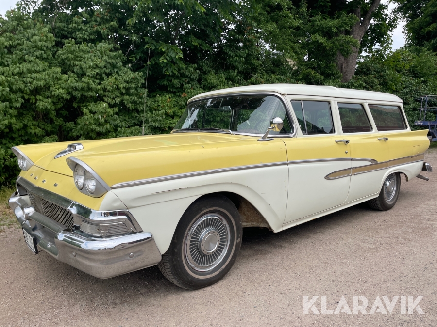 Veteranbil Ford Country Sedan 352 interceptor