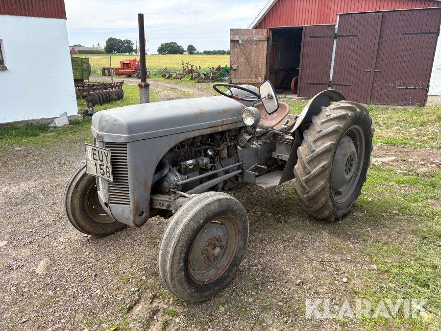 Veterantraktor Ferguson TEF - Grålle
