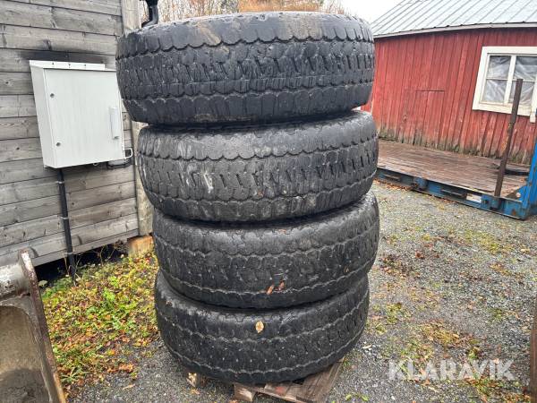 Entreprenaddäck Bridgestone V-Steel Snow Wedge 4st med fälg
