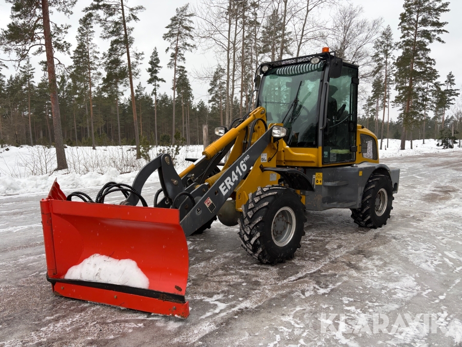Hjullastare Everun ER416 PRO med redskap