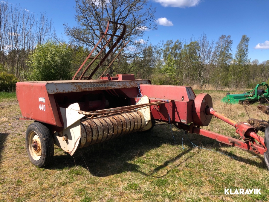 Hårdpress  International  440 