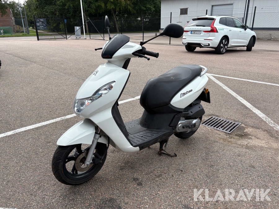 Moped Peugeot Kisbee
