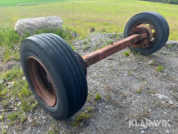 Hjulaxel till trailer