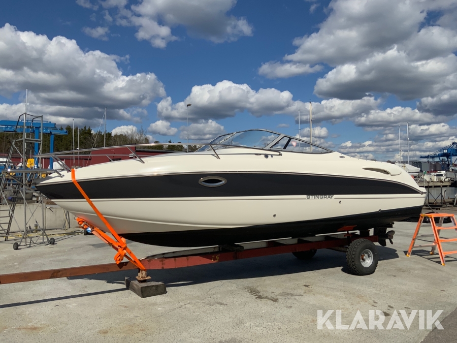 Motorbåt Stingray 250CR