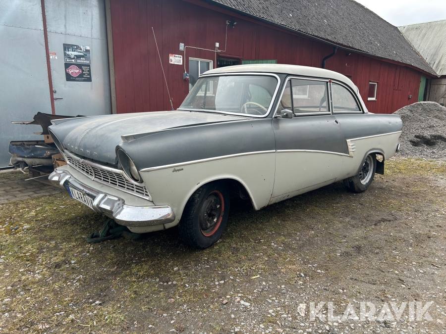 Veteranbil Ford Taunus 17M de luxe