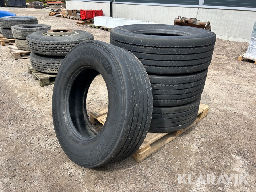 Lastbilsdäck Michelin XLine energy 315/70R22.5 4 st 