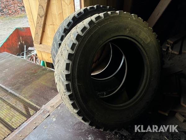 Entreprenaddäck Nokian TRI 2 420/65R24 2 st