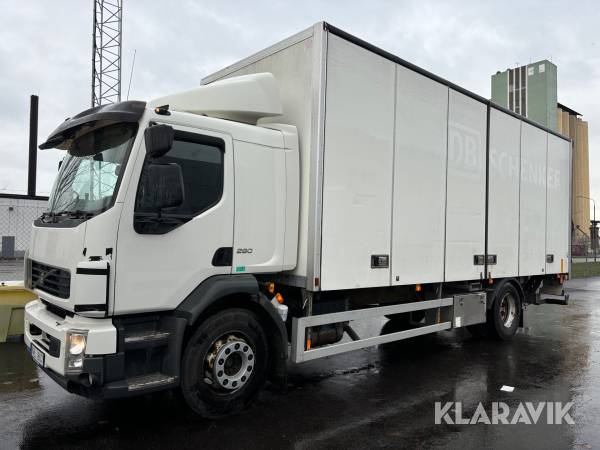 Distributionsbil Volvo FL 4*2 med öppningsbar sida