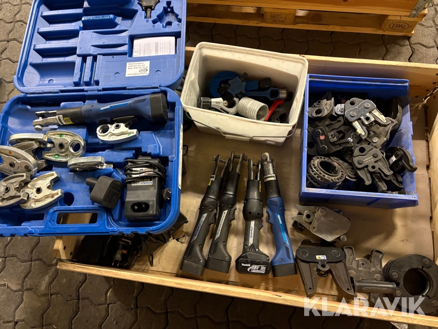 Pressverktyg 5 st, inkl. flertalet pressbackar