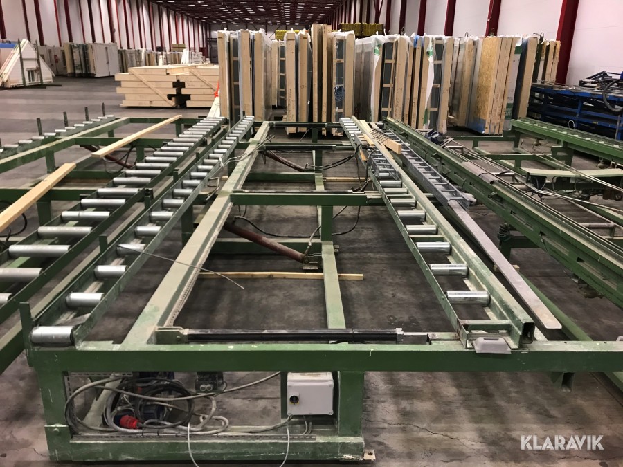 Produktionslinje med uppresare/mottagare