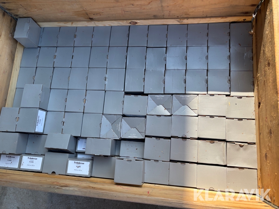 Träskruv utvändig 5,0x80, ca 400 lådor