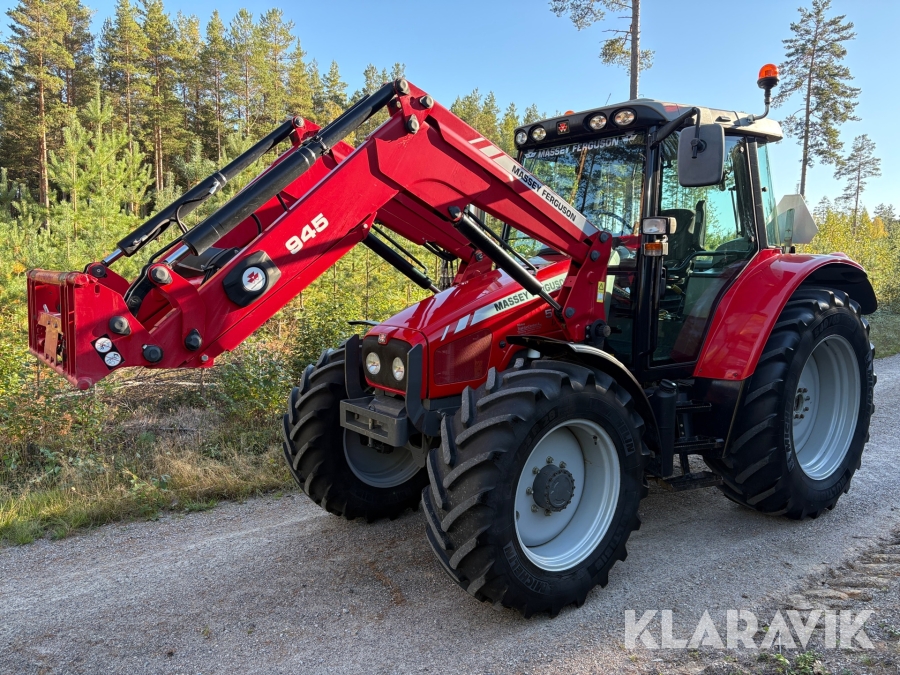 Traktor Massey Ferguson 5455 med lastare