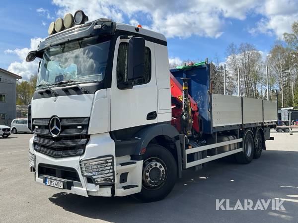 Kranbil / Brädgårdsbil Mercedes-Benz Antos med kran Palfinger PK 19.001 SLD