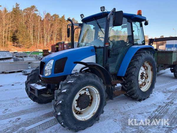 Traktor New Holland TL90A 4WD