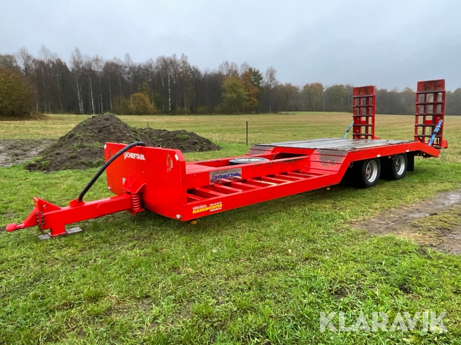 Maskintrailer Chieftain stegdäck 16 ton