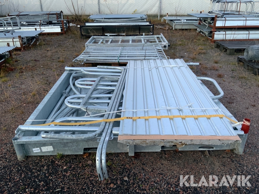 Diverse häckar och grindar