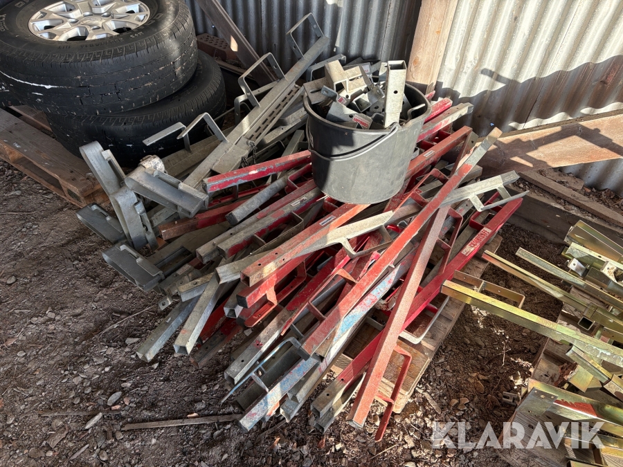 Diverse Fallskyddsutrustning, Combisafe räckesstolpar + Doka skyddsräckesstolpar