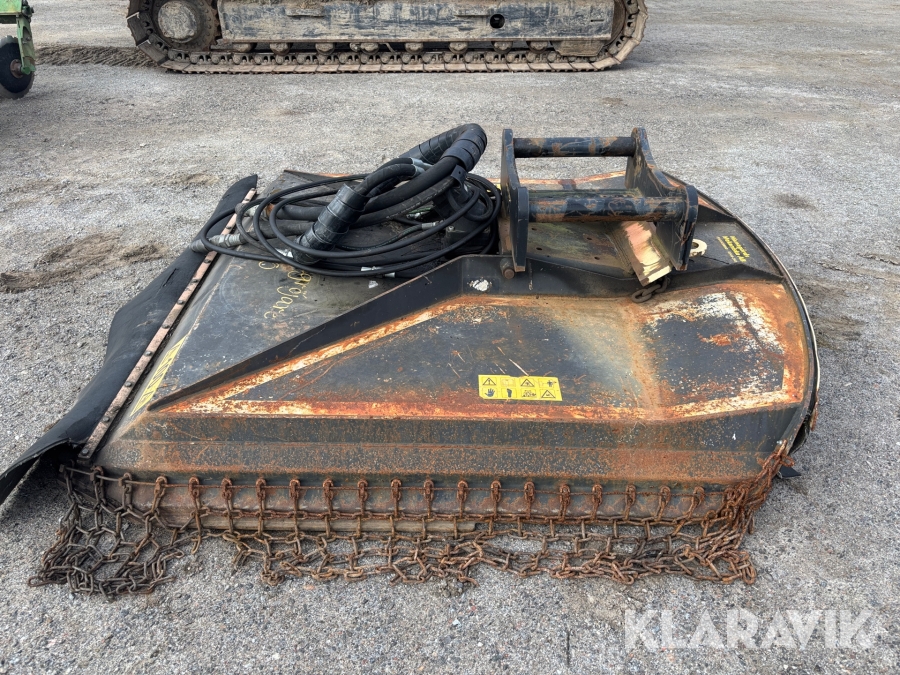 Ax Kättingröjare Hinnagårds Mekaniska 17 med S70-fäste