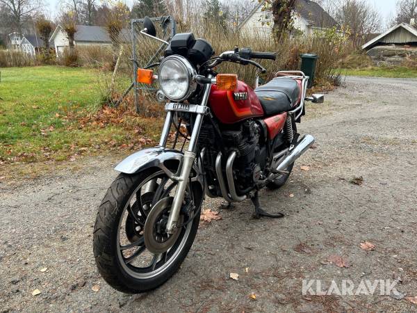 Motorcykel Yamaha XJ 550