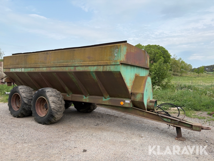 Gödselspridare Kemet 10