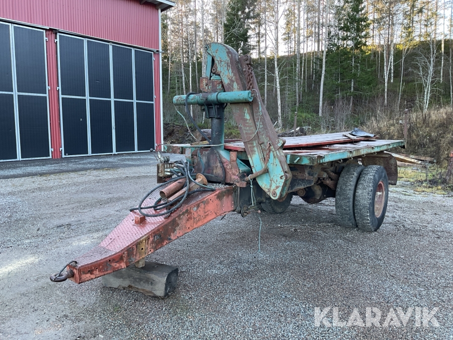 Kranvagn med Hiab kran och tipp