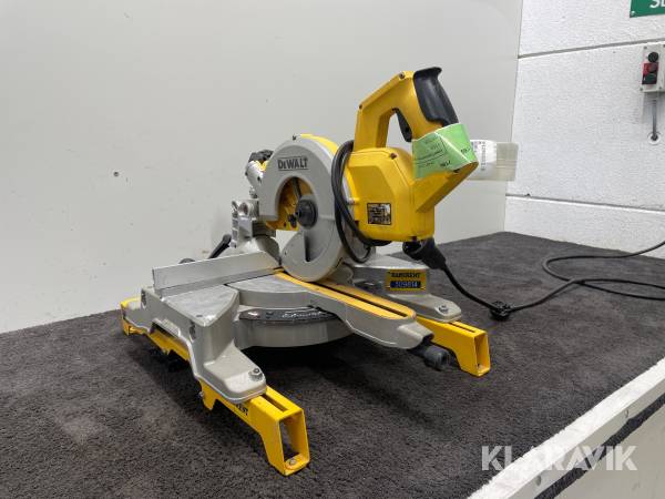 Kap & geringsåg Dewalt DW777