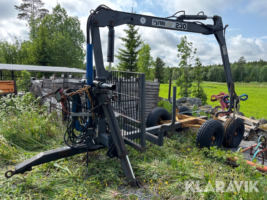 Timmervagn Mohedavagnen 6 med FMV 230 kran