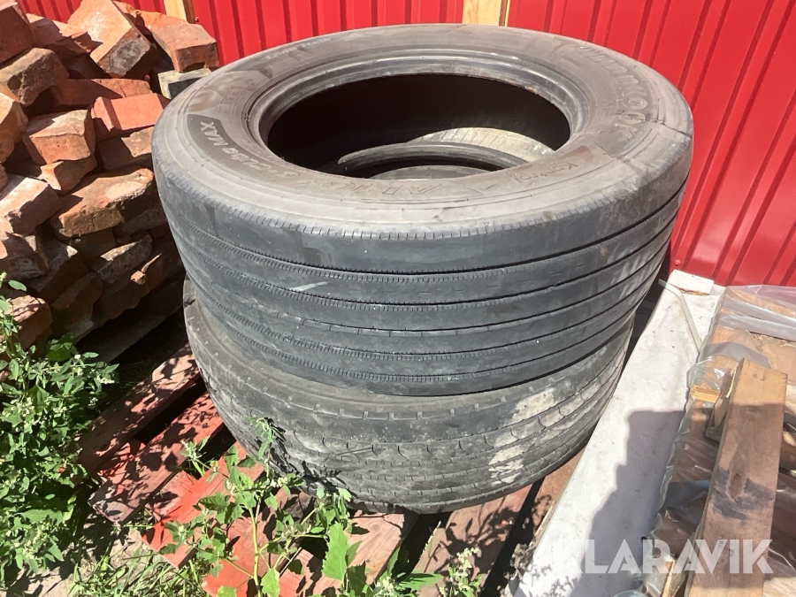 Lasbilsdäck Hankook AL10 315/60R22,5 samt 1 st däck med fälg