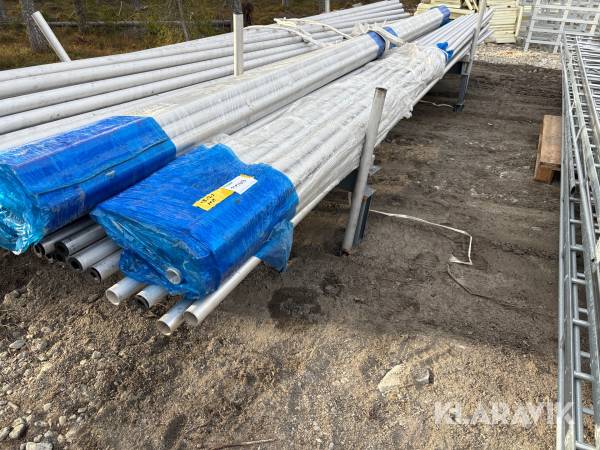 Rostfria rör 48x2.7   65st